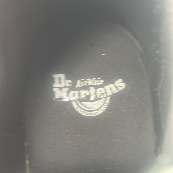 2976 Platform Chelsea Boot from Dr.Martens - Picture 10 of 11